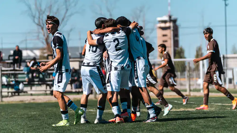 Players celebrating a high score victory